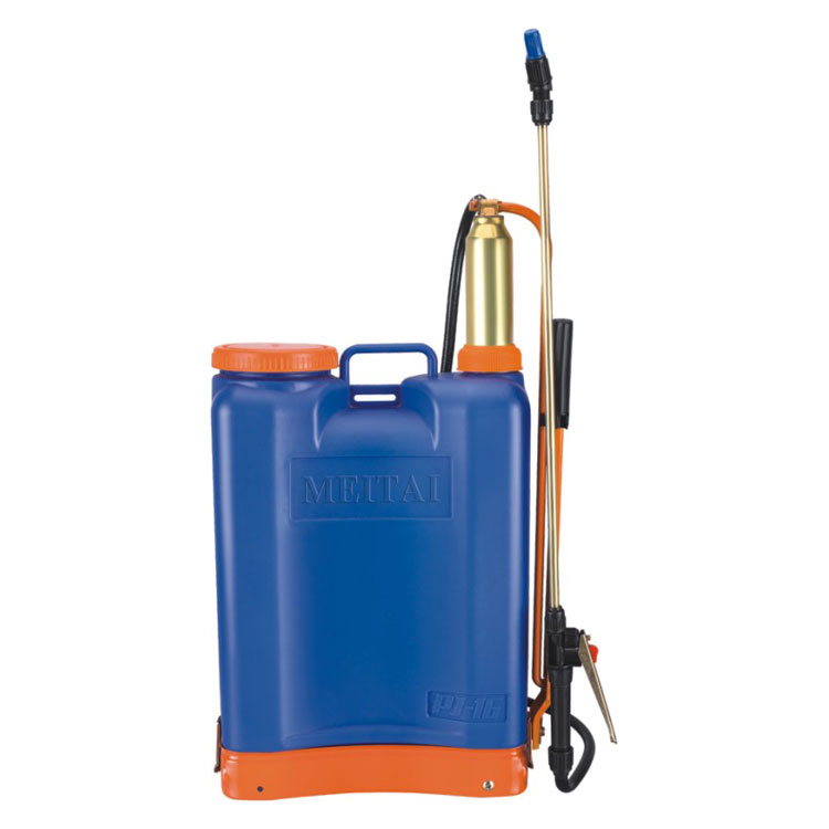 Plastic sprayers