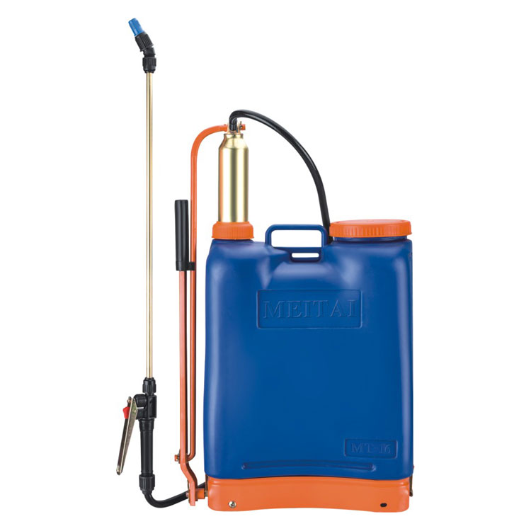 Plastic sprayers