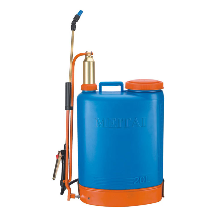 Plastic sprayers