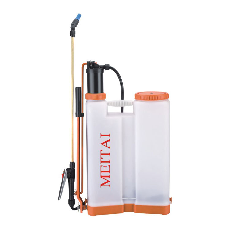 Plastic sprayers