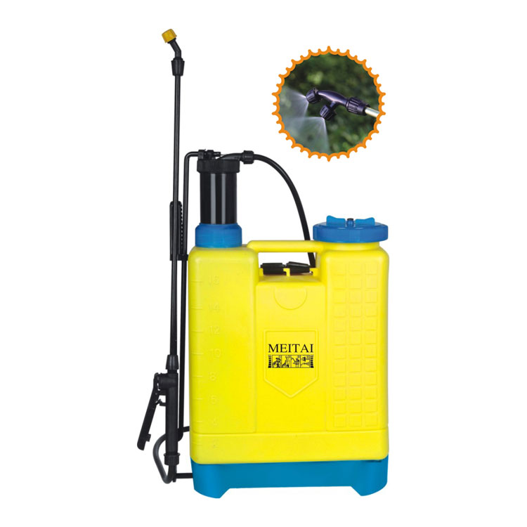 Plastic sprayers