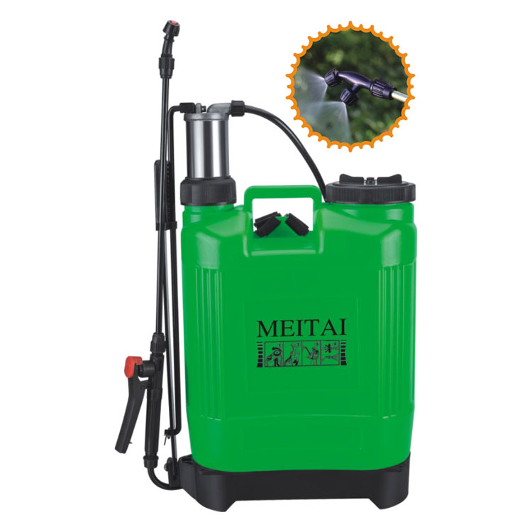 Plastic sprayers