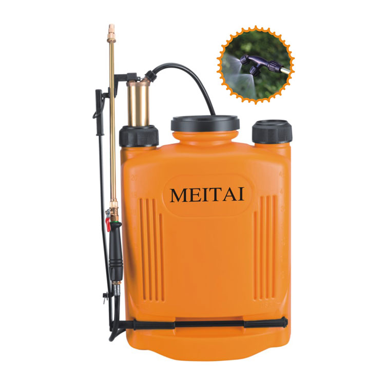 Plastic sprayers